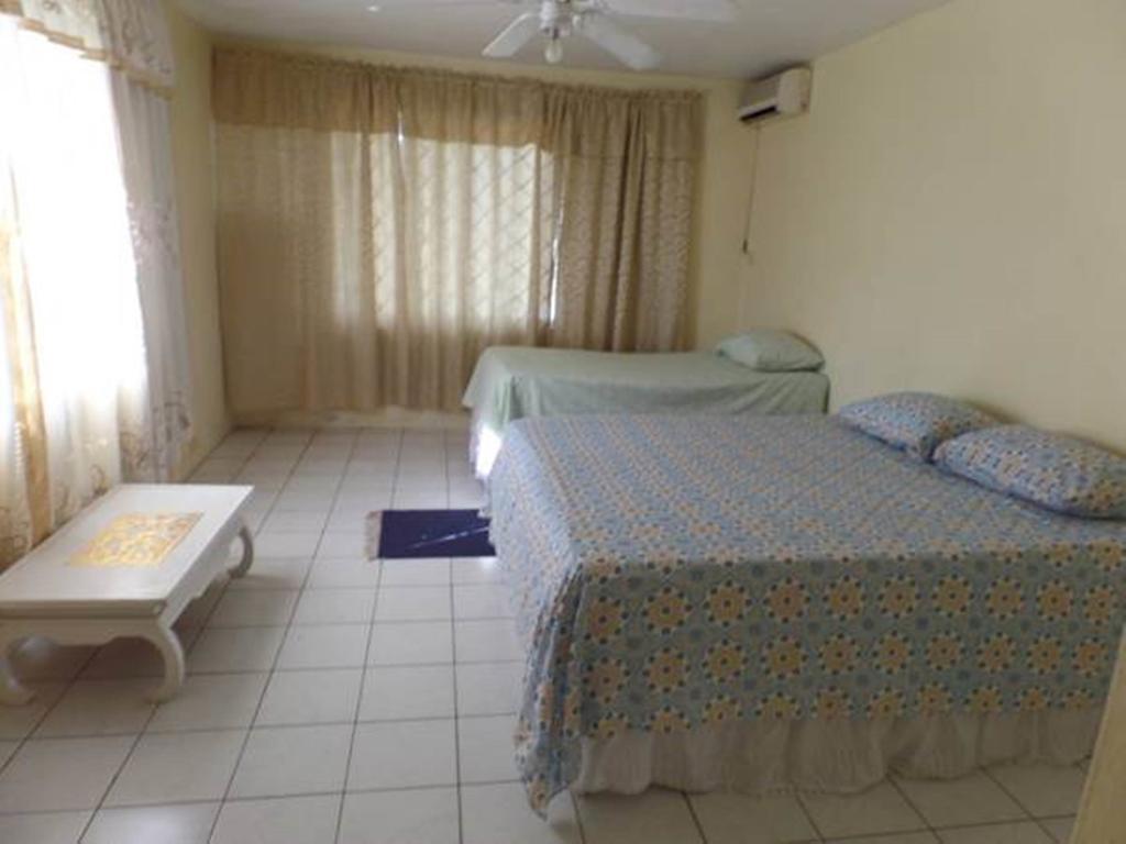 Villa Donna Inn Montego Bay Værelse billede