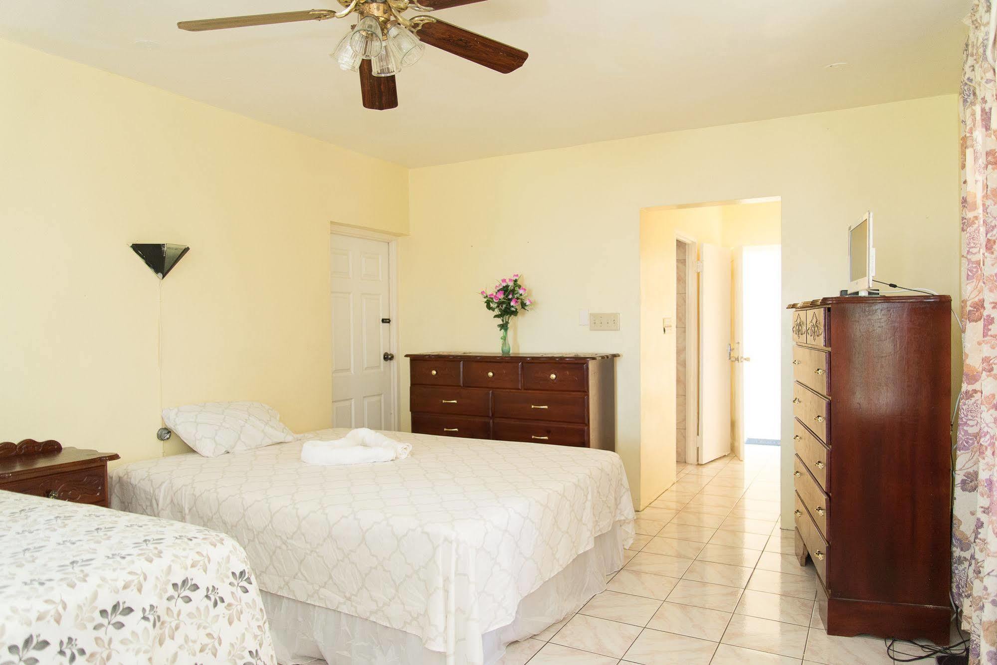 Villa Donna Inn Montego Bay Eksteriør billede